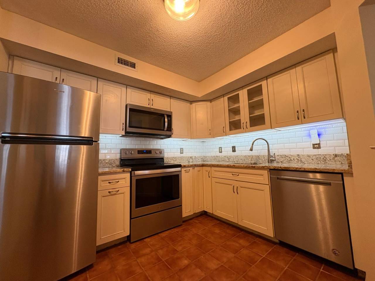 Charming 2-Bed, 2-Bath in Middletown, CT.