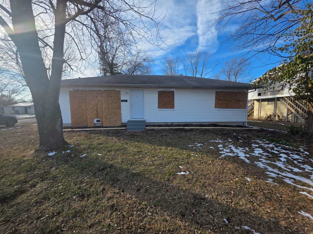 LIMITED TIME**NO APPLICATION FEE**1/2 OFF DEPOSIT**