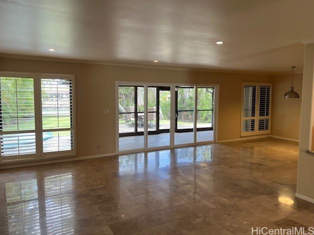 6695 Hawaii Kai Drive