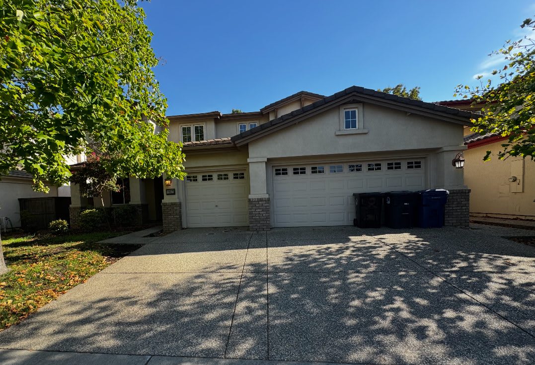 11832 Spring Walk Way