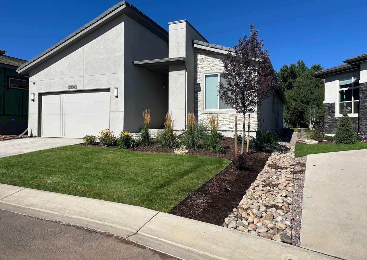3052 Virga Loop