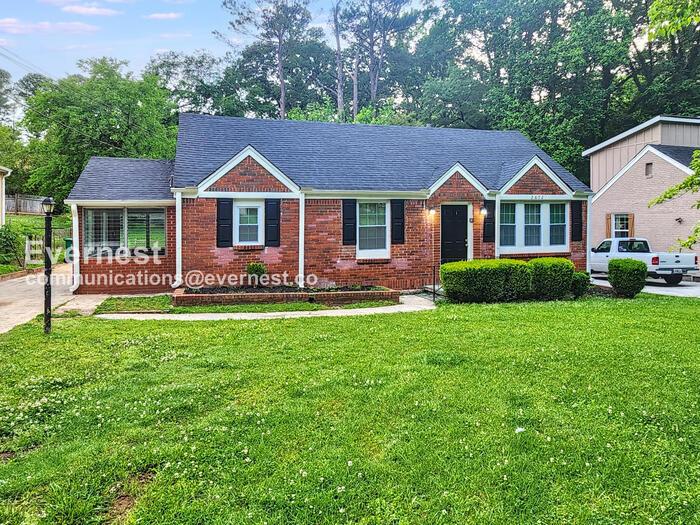 2672 Northview Avenue