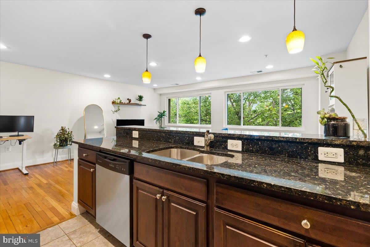 804 TAYLOR Street NW unit: 403