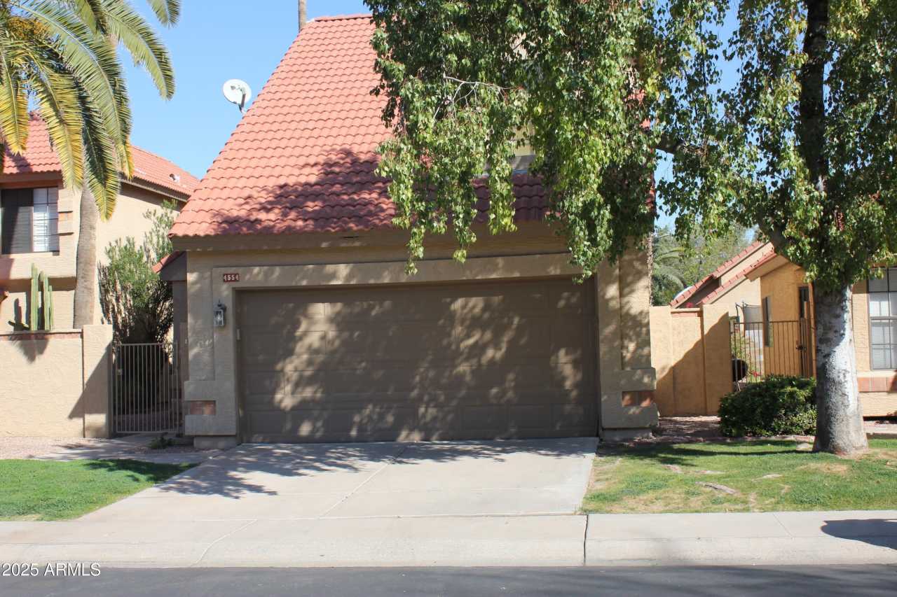 4554 W HARRISON Street