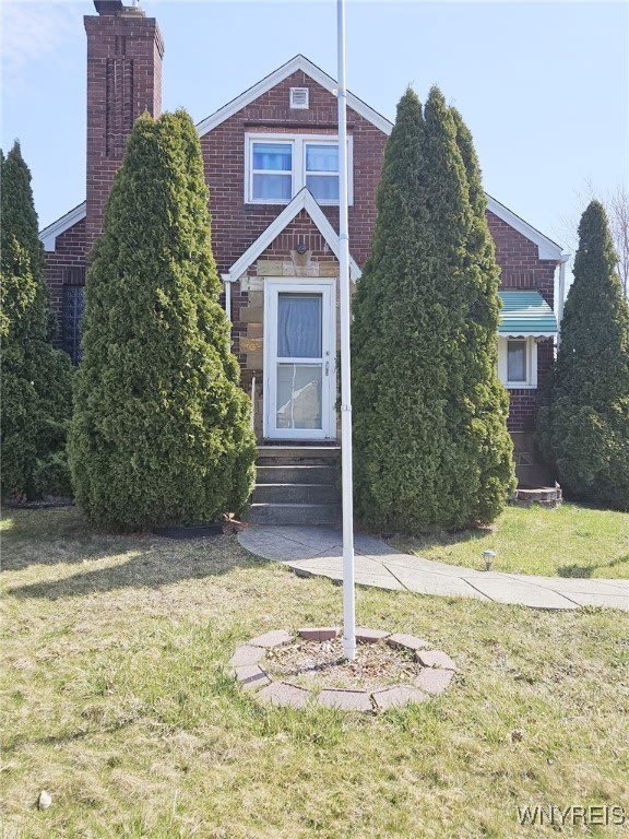 63 W Grand Boulevard