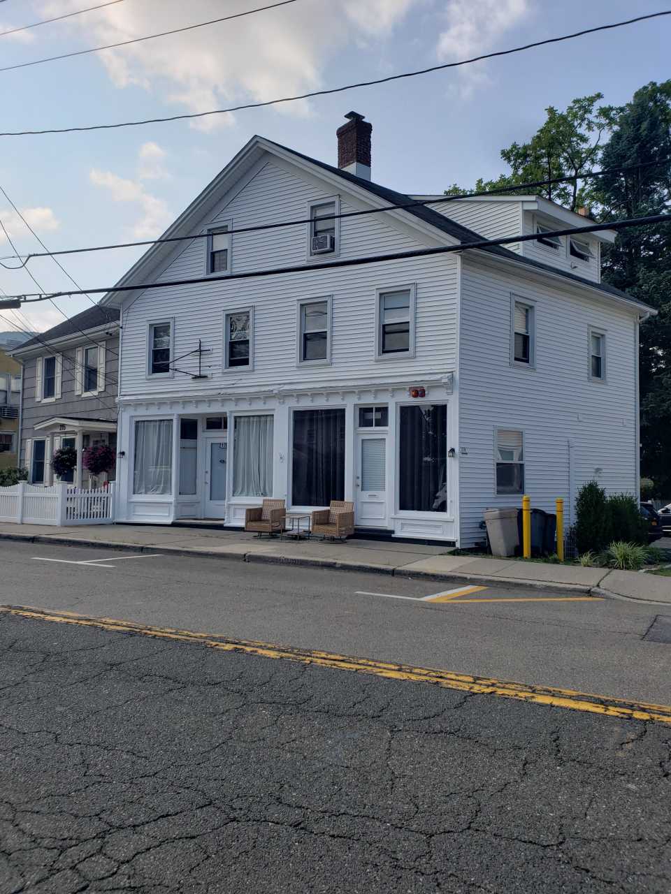 219 Hudson St