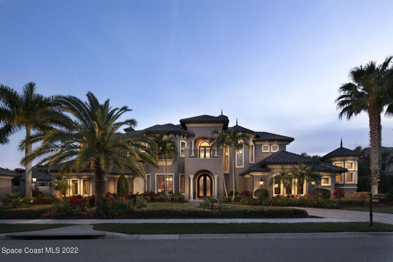 WELCOME TO 3059 WYNDHAM WAY