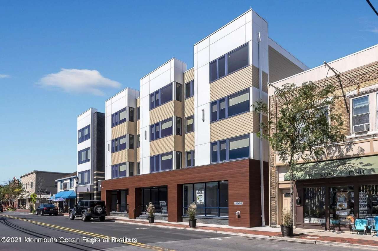 131 Brighton Avenue unit: 301