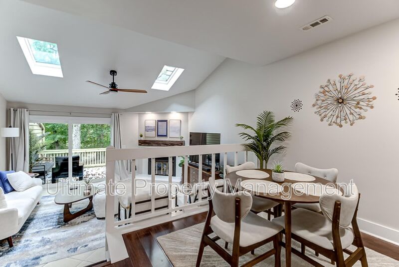 207 Saint Lukes Court