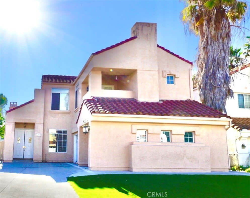 39732 Via Las Palmas