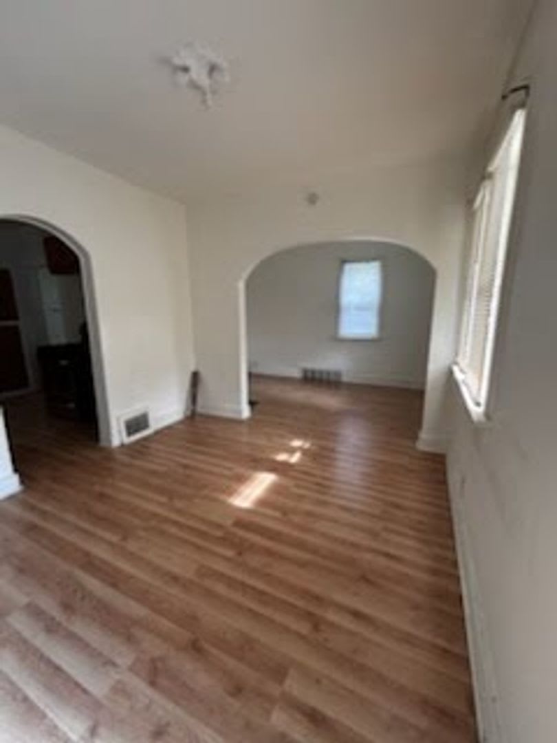 Single Family Home in West Allis Now Available!!