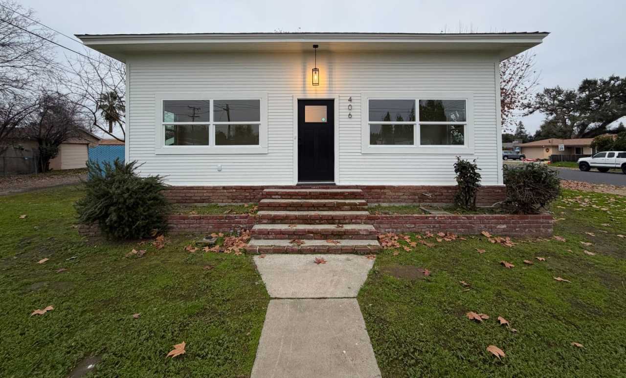 Home in the Heart of Old Town Clovis