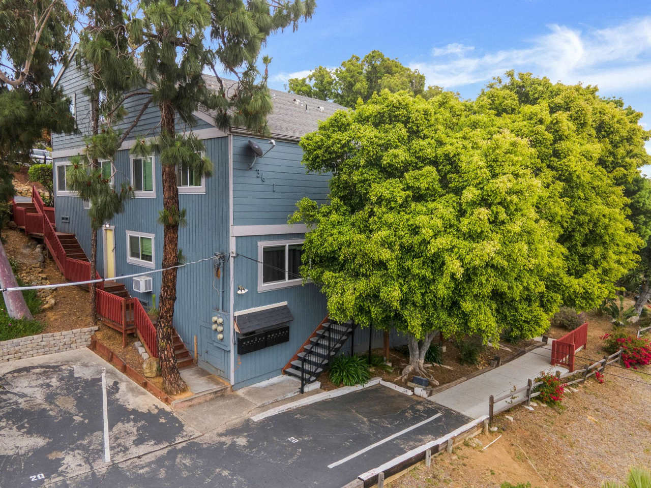 FH - Hilltop Apartments