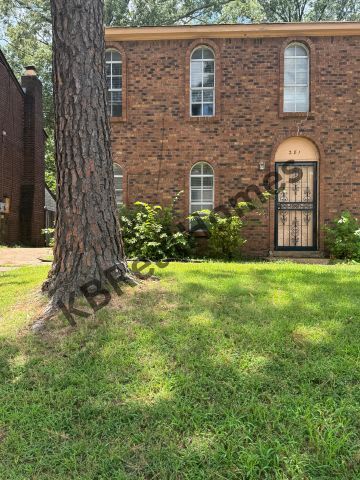 1281 Royal Oaks Cove