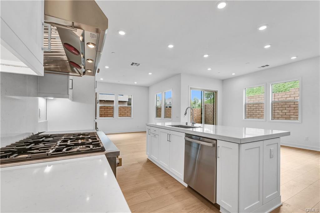 1305 Hollyleaf Terrace