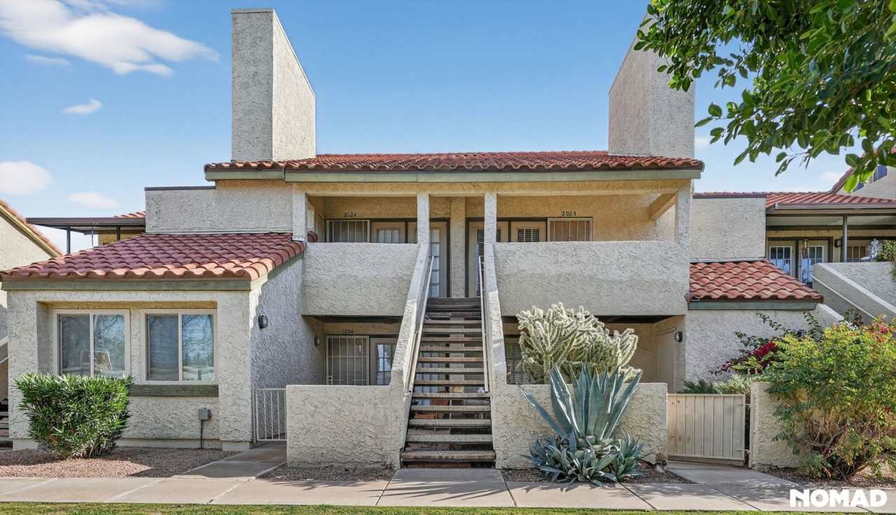 Charming 2BR 2BA Condo in Mesa