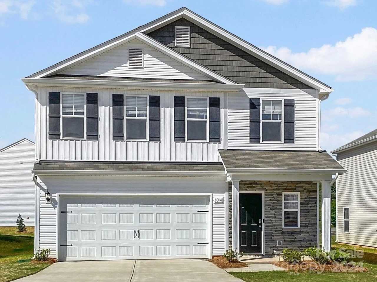 Room in 3 Bedroom Home at Balham Ct