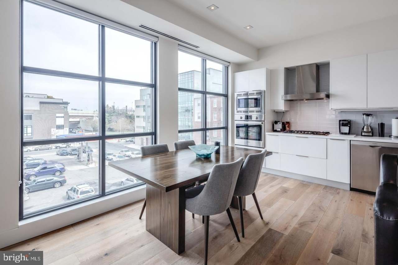 240 N 2ND Street unit: 3W