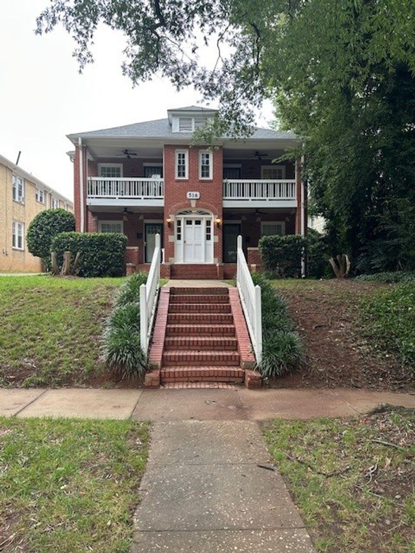 August Special- Renovated Great Two Bedroom in Historic Wesley Heights!