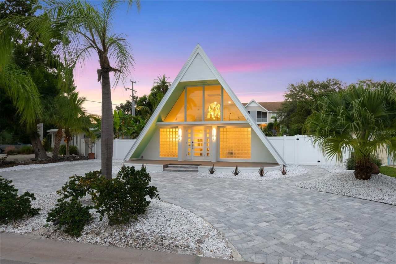 1909 HIGH POINT DRIVE