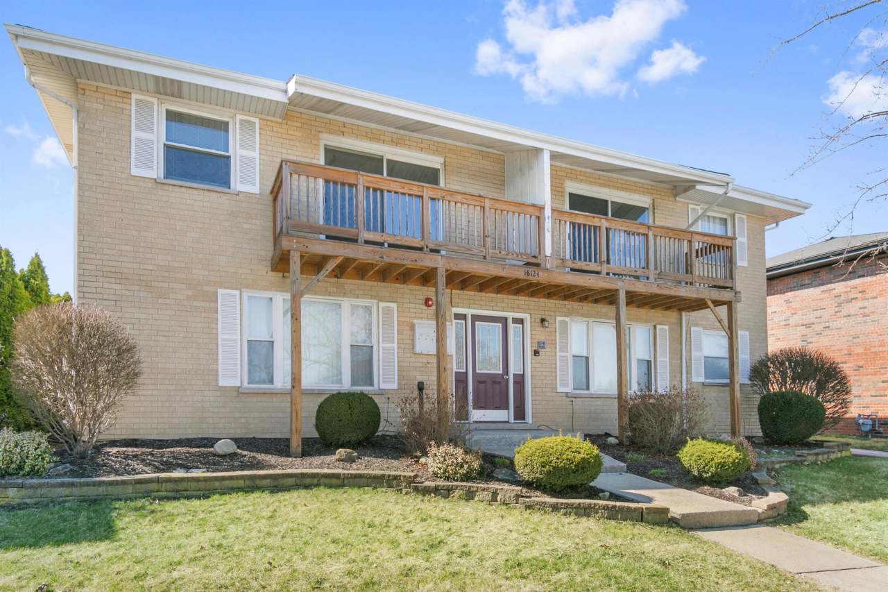 18124 66th Ave Unit - 2S