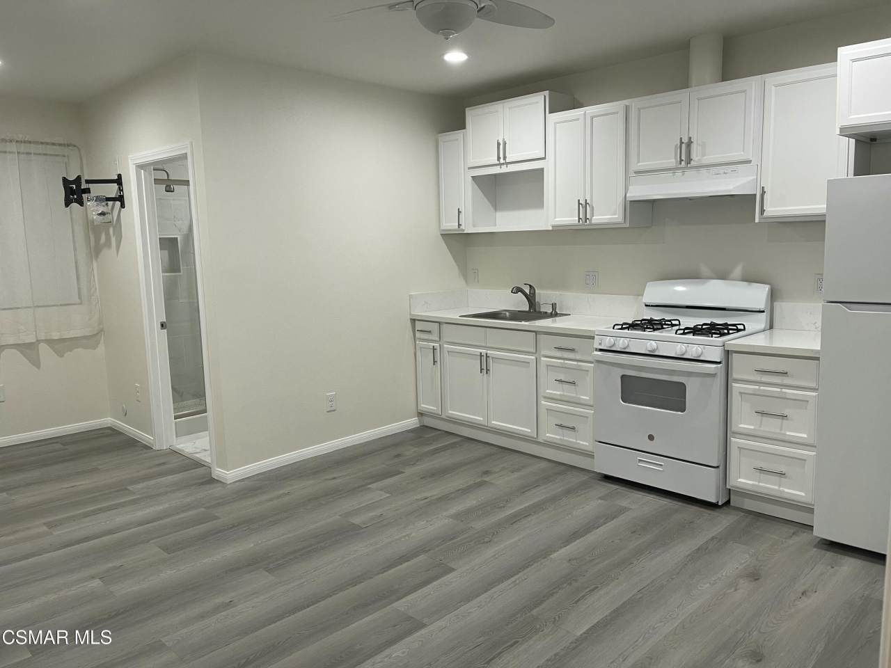 3587 Sweetwood Street unit: B