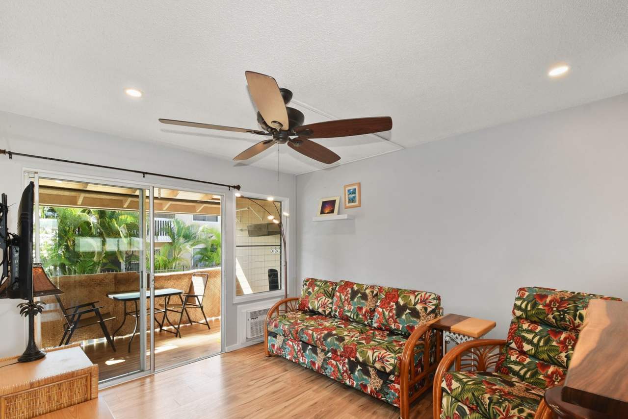 1 Bed/1 Bath in the heart of Kailua-Kona!!