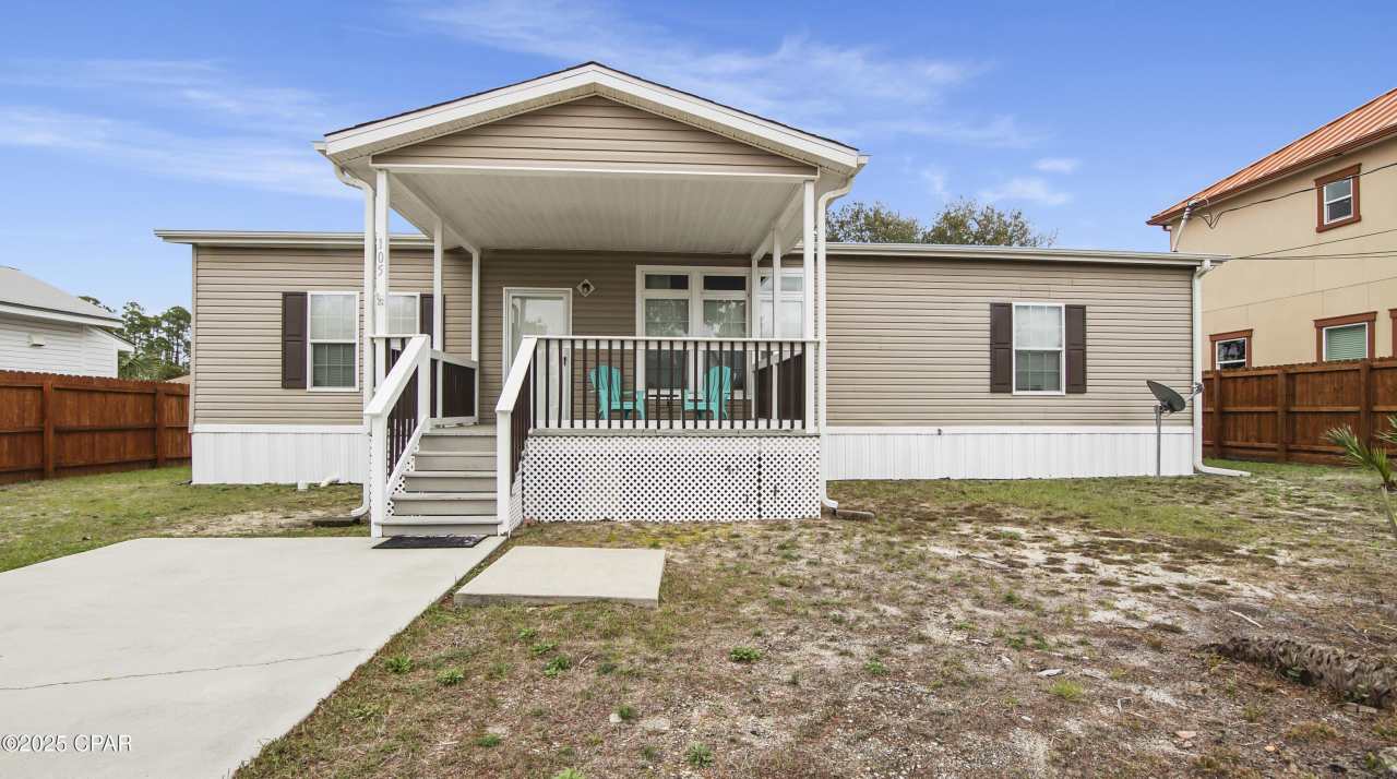 105 Evergreen Street