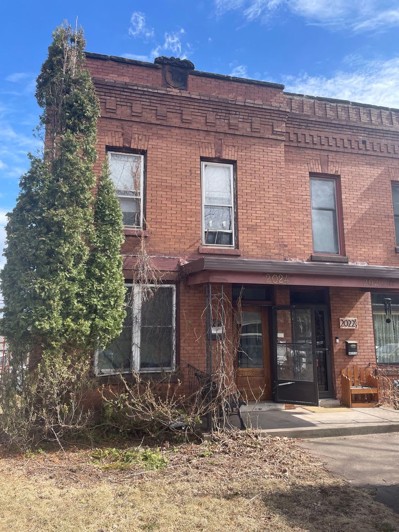 Available June 1st - 4 bedroom, 2 bathroom + Bonus Room!