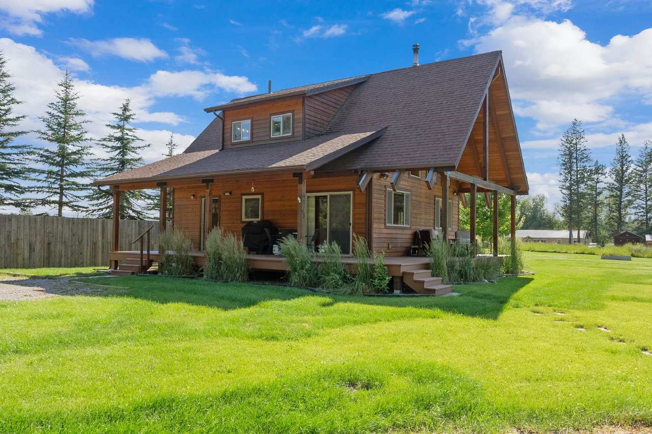 Luxury A-Frame Cabin in Columbia Falls — Near Glacier National Park