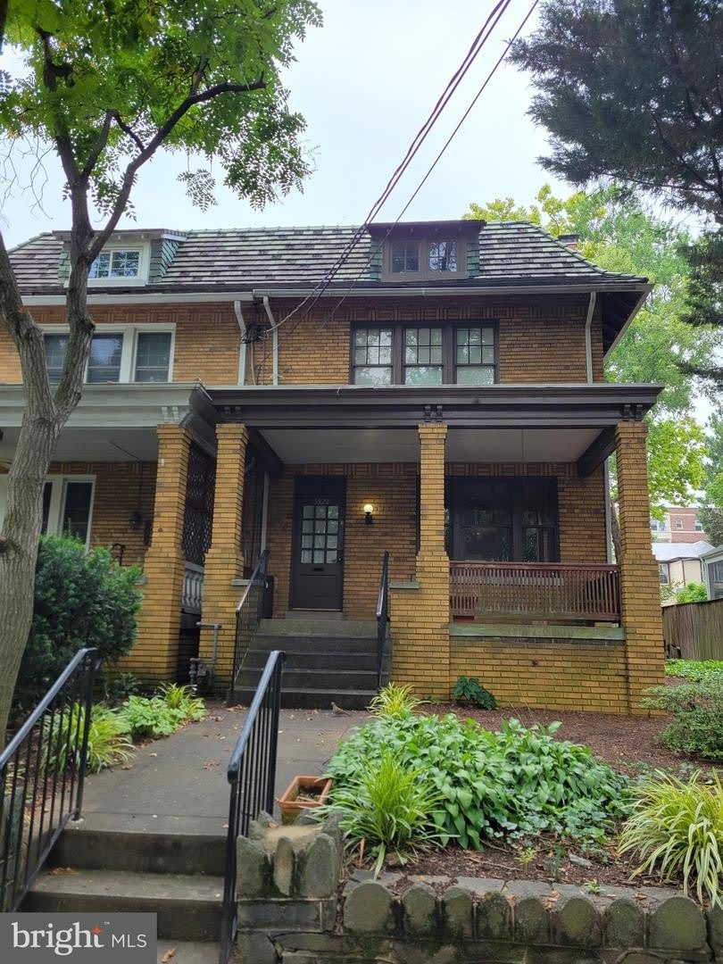 3822 VEAZEY ST NW