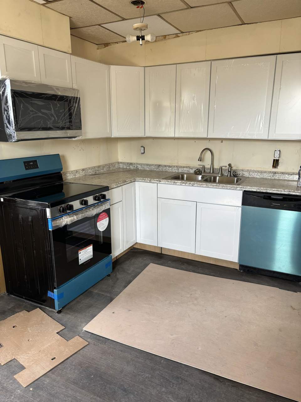 14 North Tremont Avenue - 2