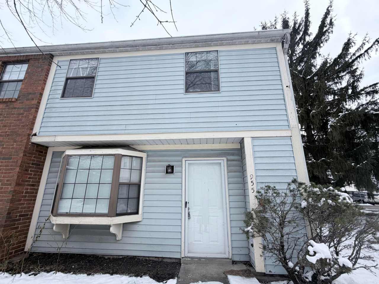 955 Cross Country Drive unit: F