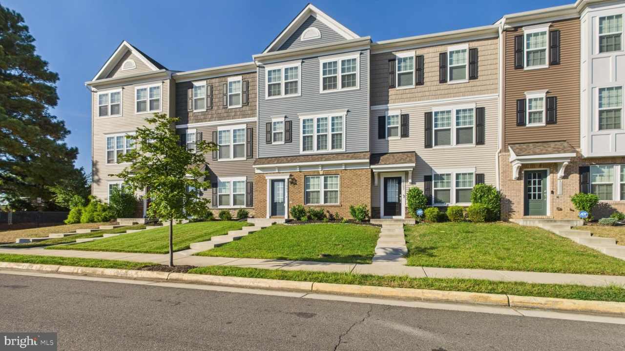 1805 SAG HARBOR Lane