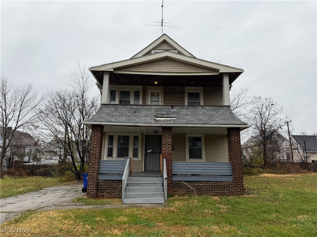 11205 Notre Dame Avenue unit: Down