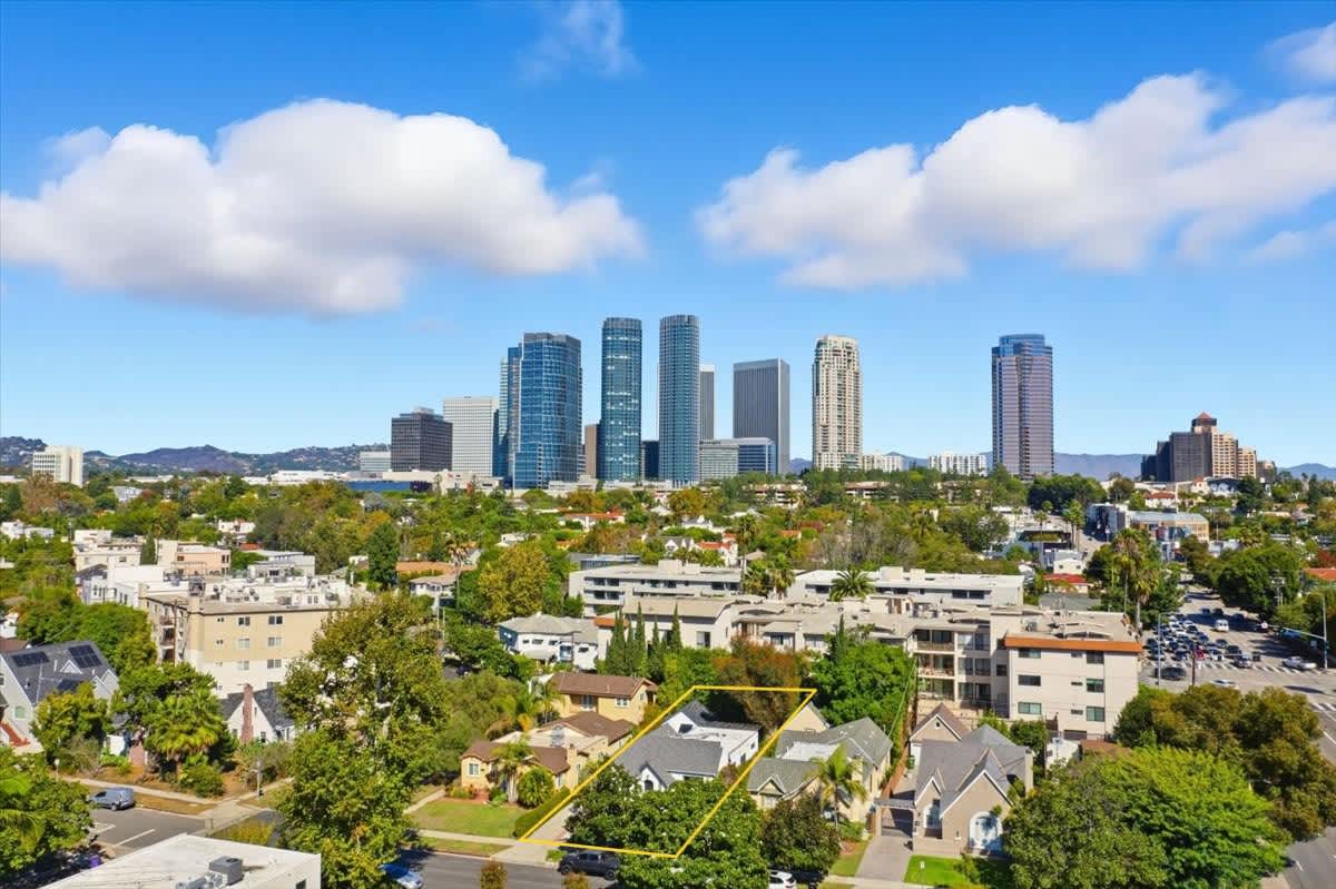 2156 Linnington Avenue