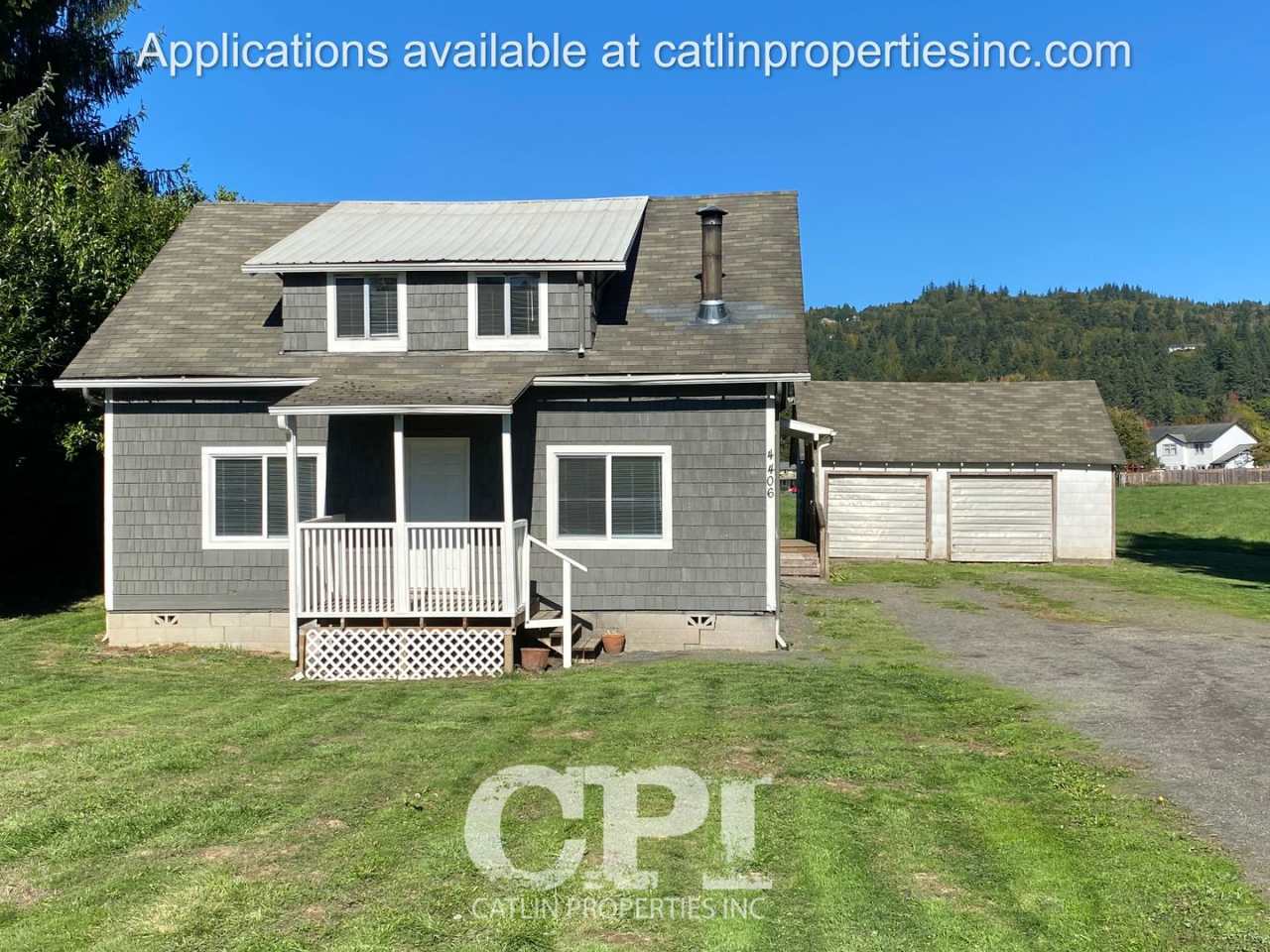 Holiday Special - 1/2 First Month's rent!!