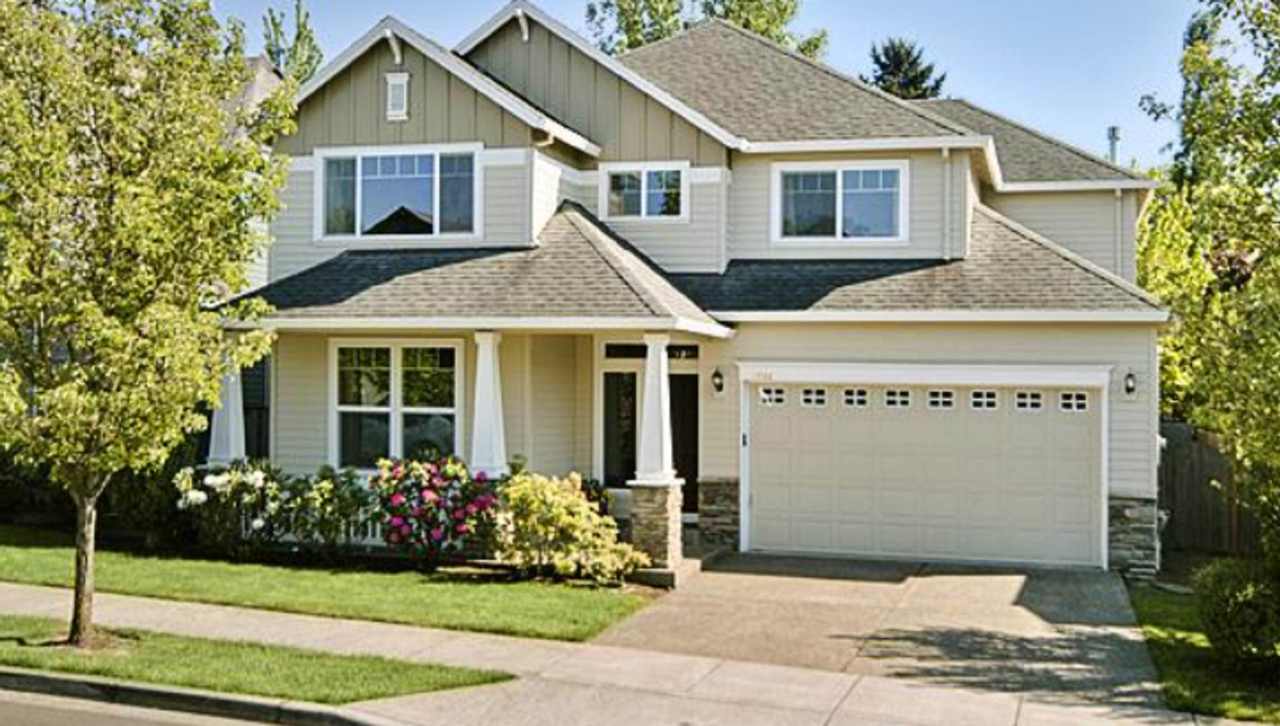 Beautiful 4 BD | 2.5 BA | Single-Family Home in Orenco Gardens | Charming Home in a Quiet Hillsboro Neighborhood *Solar Panels Keep Your Electric Bill Low*