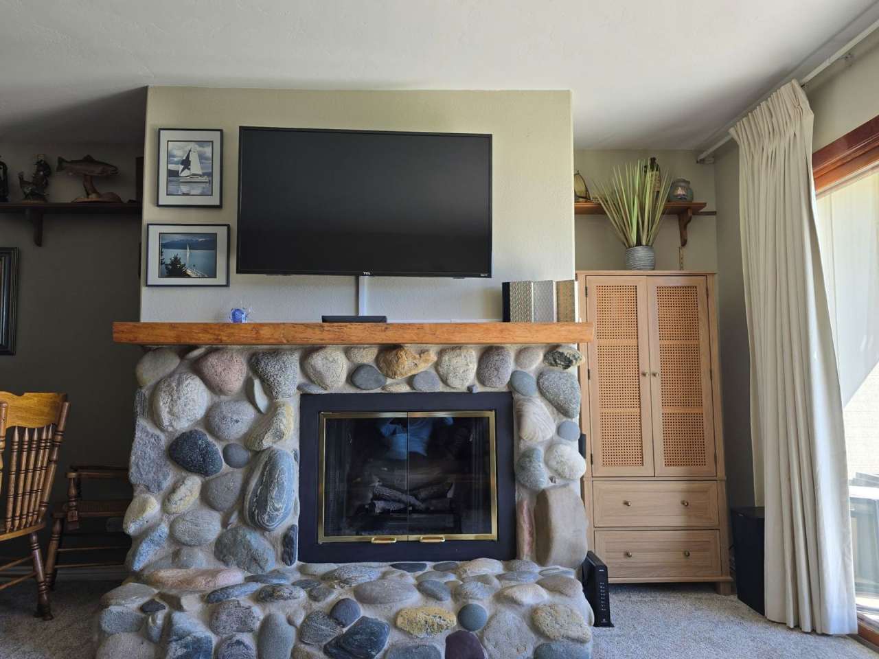 Lakefront Two Bedroom Two Bath Condo in Dillon