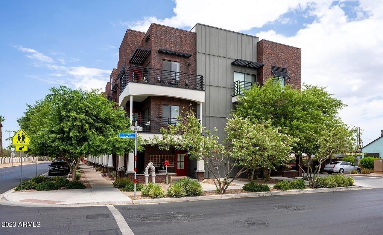 475 N 9TH Street unit: 106