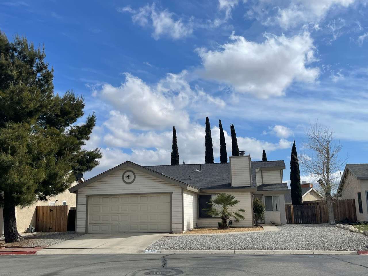 Charming Home in Hesperia- HOA Community- 3 Bedrooms, 2 Bathrooms, Community Park