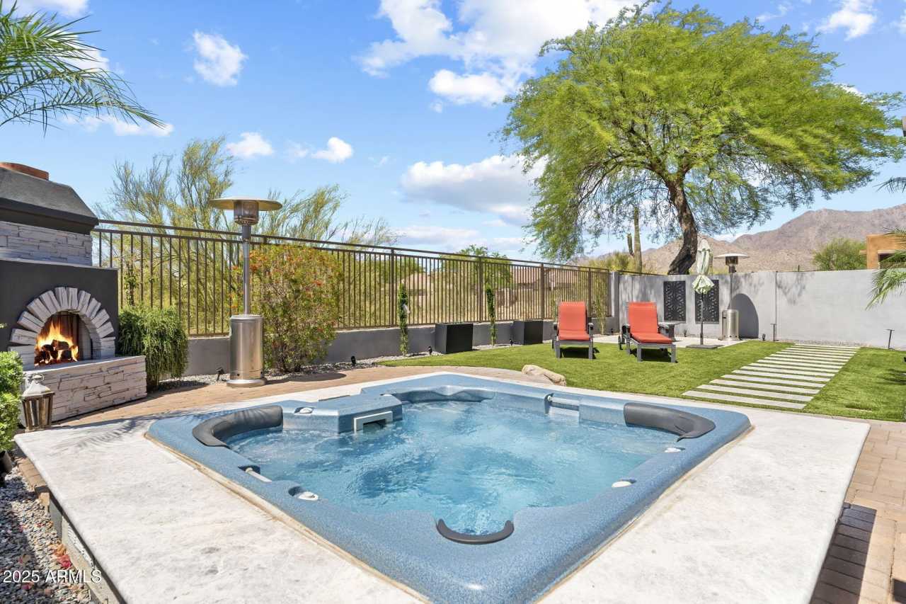 10318 E TIERRA BUENA Lane