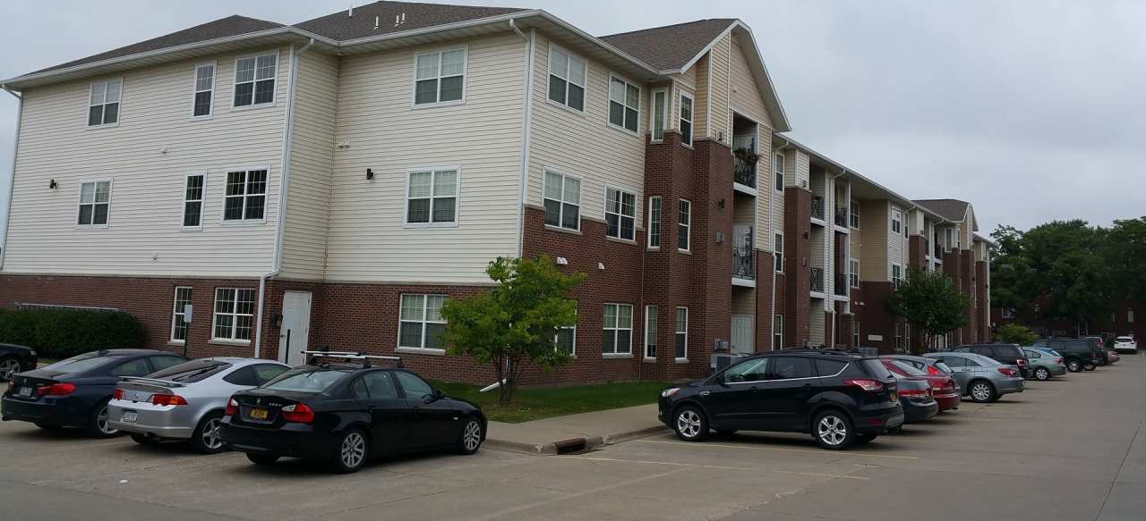 AVAILABLE NOW!!! Beautiful 2 bedroom, 2 bath Condo in University Heights