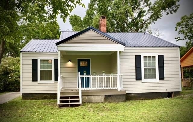 1461 Linwood Drive W