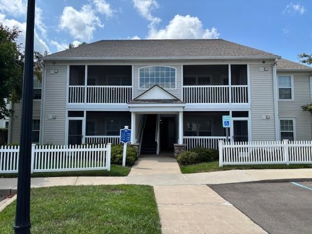 2776 S Knightsbridge Circle