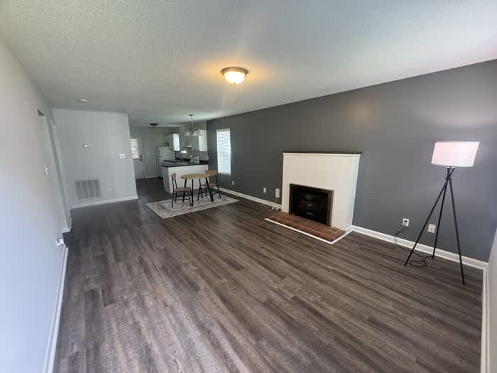 1615 Collegeview Avenue