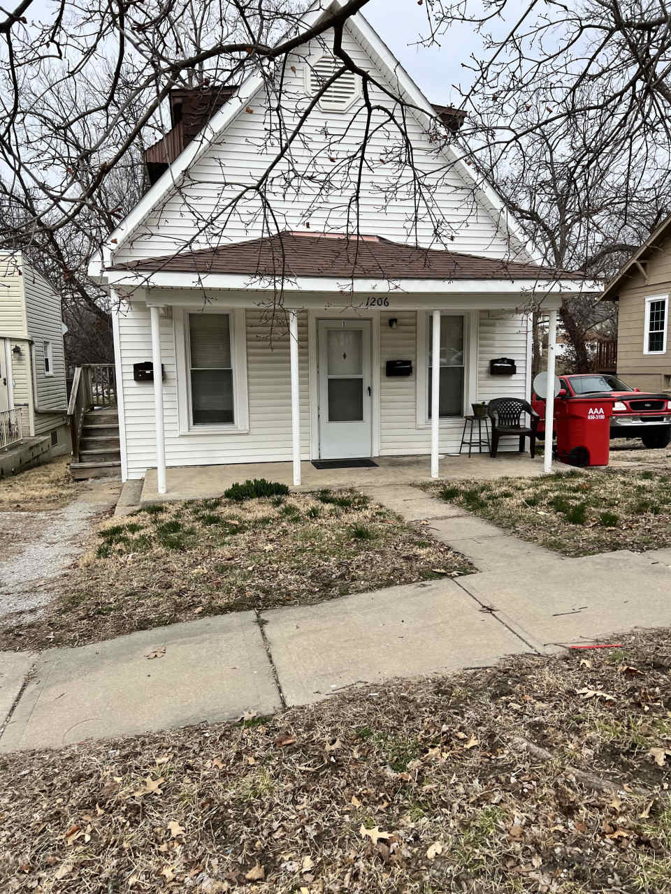 1206 W Maple Ave - 2