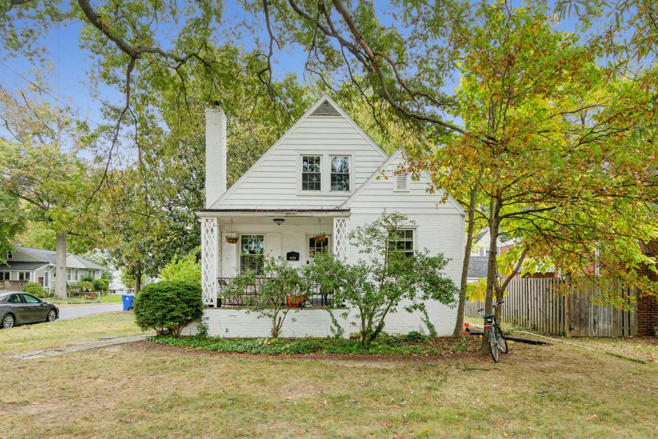 7003 Dartmouth Avenue