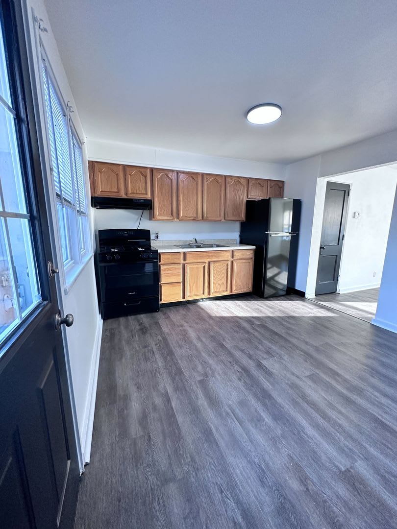 Cozy 3-Bedroom Townhouse in Midland, PA!