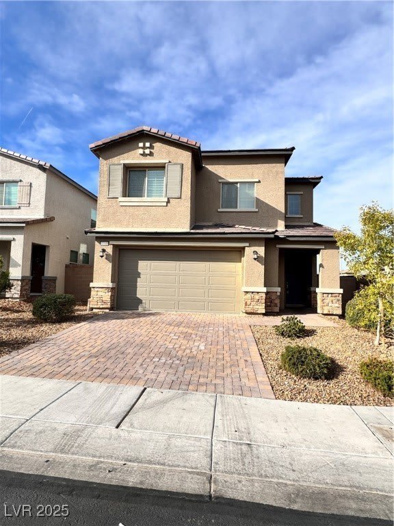 2711 Lindsey Springs Street